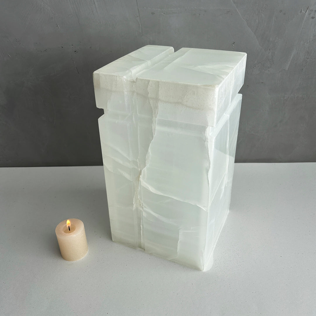 Beautiful White Onyx Memorial Urn for Ashes, Handcrafted Funeral, Individual Natural Stone Urn, Hand-Carved Memorial for Ashes. (Copy)